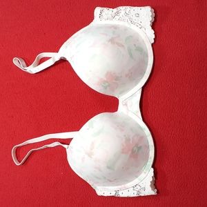 JESSICA SIMPSON BRA.